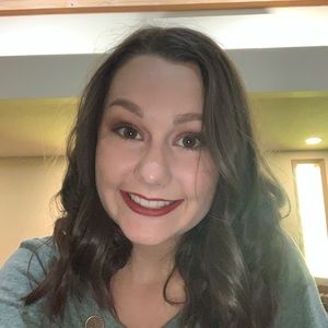 Meet your Posher, Hope